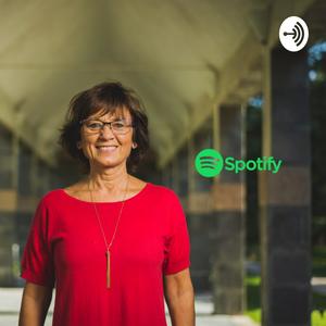 Escucha Ángeles Wolder en la aplicación